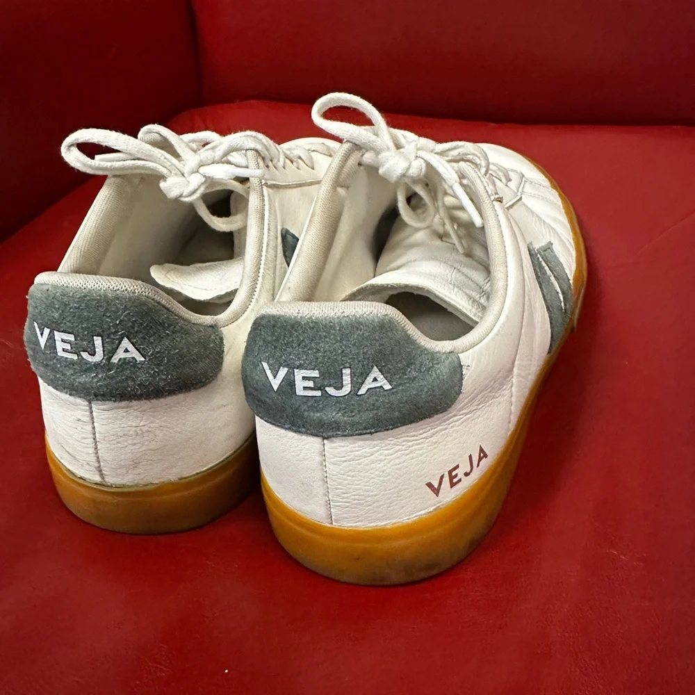 Veja Men's White and Green Sneakers Size 12 - Picture 3 of 4